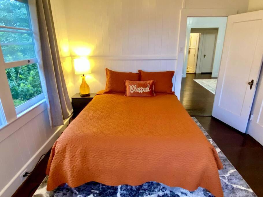 Your Hilo Homebase - Lovely 3 Bedroom In Heart Of Hilo With Ac! Exterior photo